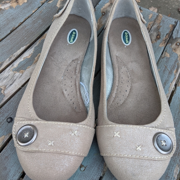 Dr. Scholl's Shimmery Gold Slip On Shoes 7.5M EUC - Picture 1 of 5